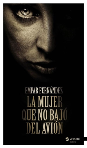 Portada de La mujer que no bajó del avión